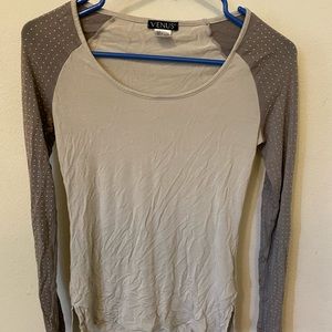 Venus XS grey long sleeves with silver details